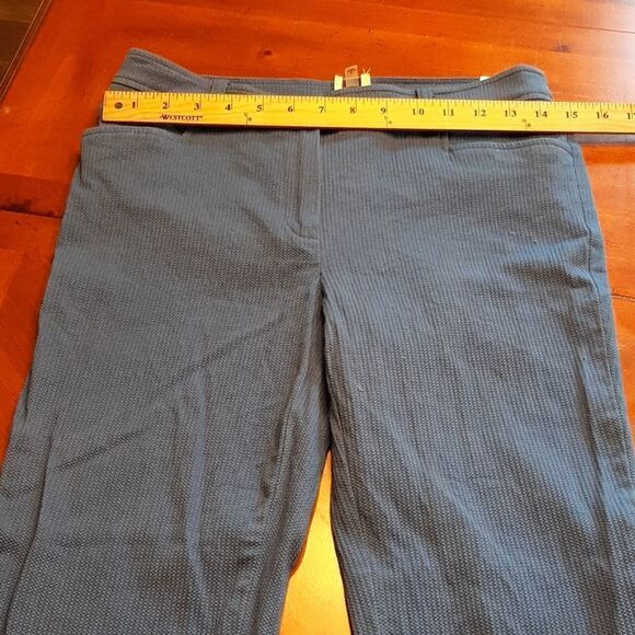 Anne Klein Blue Capris - Picture 7 of 8